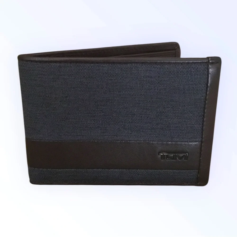 TUMI Men’s Alpha SLG Double Bifold Wallet